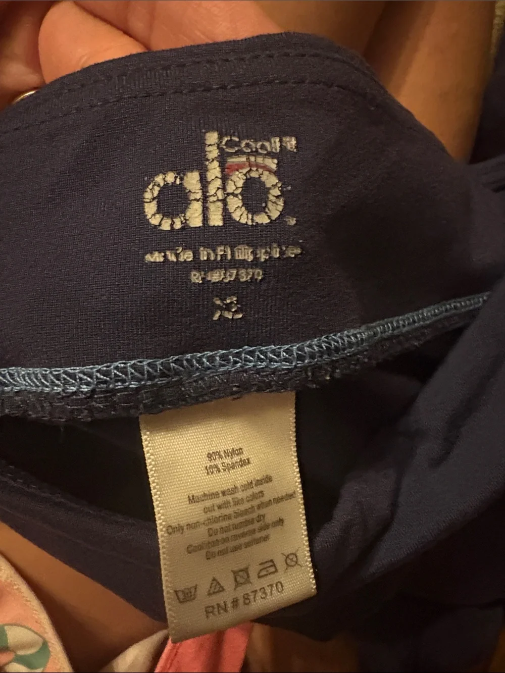 🎉ALO Yoga Navy Cropped Jogger Pants with Light Blue Zip